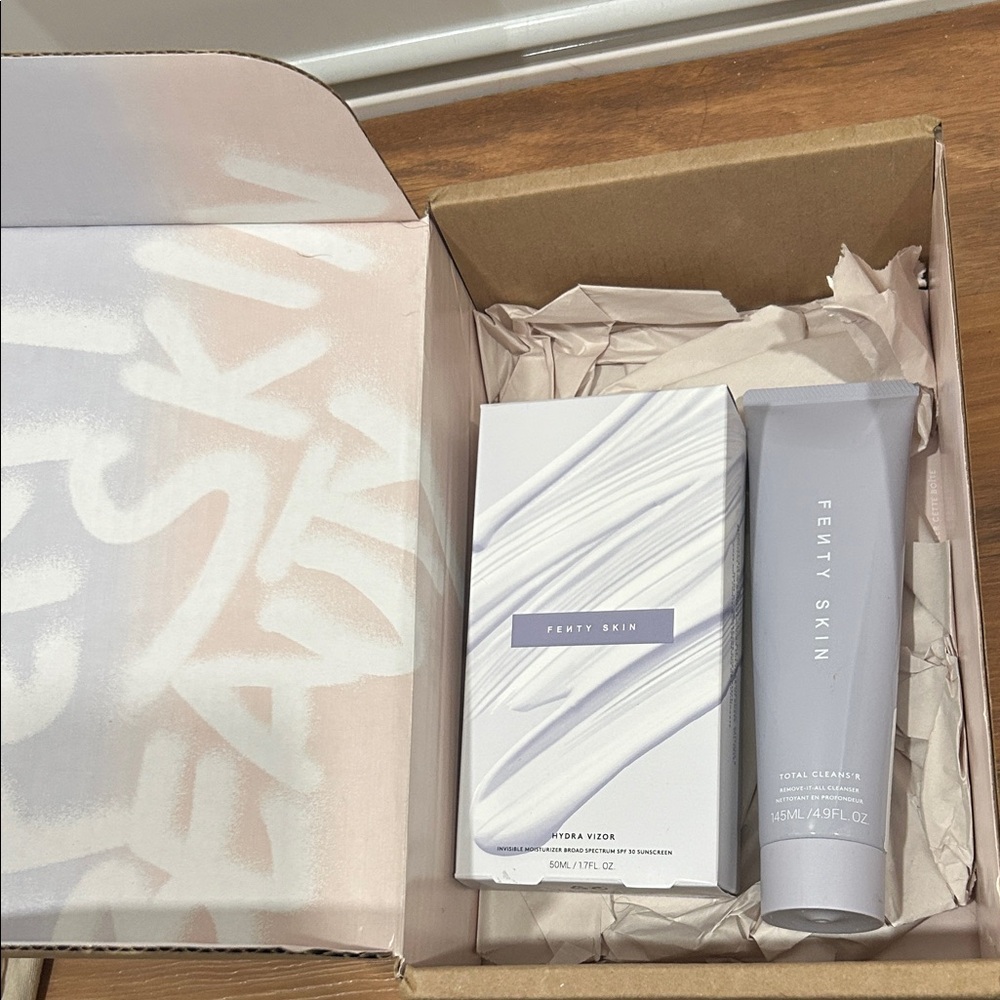 Fenty Skin Kit - Picture 4 of 4